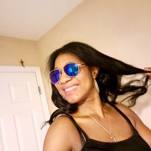 Meet your Posher, Catherine ngono